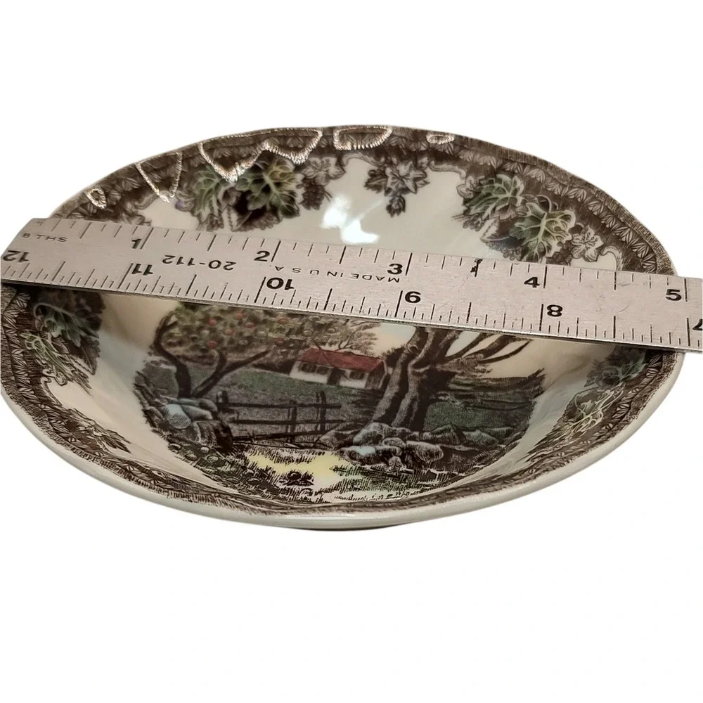 Vintage Johnson Bros Berry Bowls Fruit‎ The Stone Wall Set of Four Five Inch